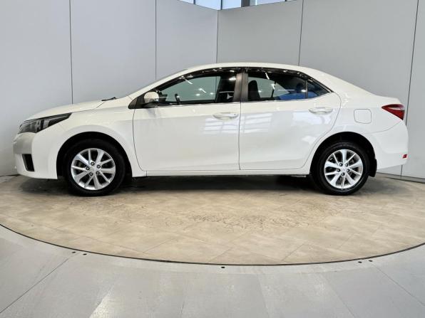 Toyota Corolla XI (E160 E170 E180) с пробегом 2014 года, цена 1 250 000 рублей, 253069 км, седан, Автокод Объявления