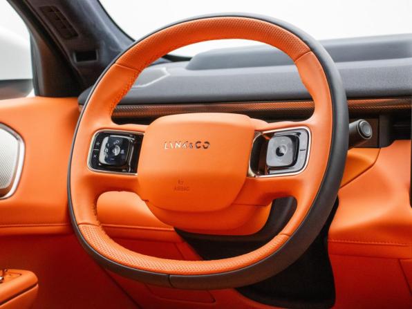 Lynk &amp; Co 900 с пробегом 2025 года, цена 7 790 000 рублей, 9161 км, внедорожник, Автокод Объявления