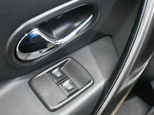 Renault Logan II Рестайлинг с пробегом 2020 года, цена 1 069 900 рублей, 117309 км, седан, Автокод Объявления