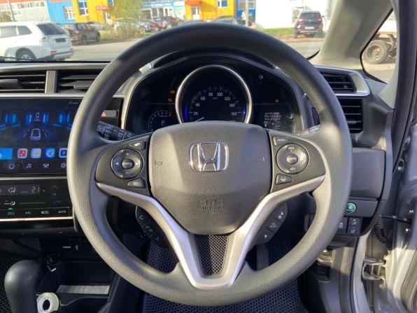 Honda Fit III Рестайлинг с пробегом 2019 года, цена 1 450 000 рублей, 76285 км, хэтчбек, Автокод Объявления