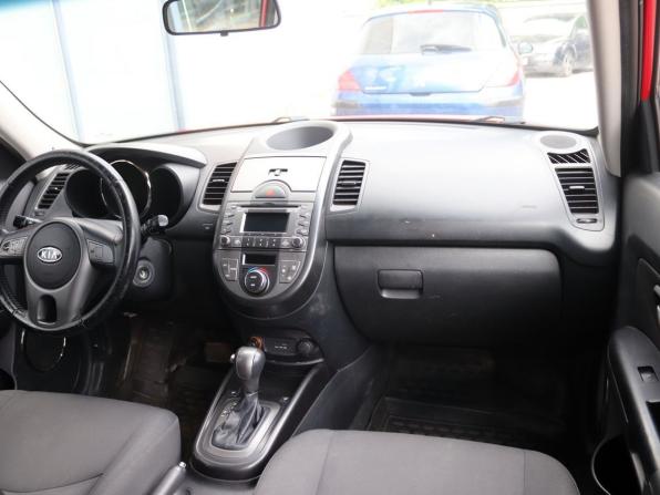 Kia Soul I Рестайлинг с пробегом 2011 года, цена 823 000 рублей, 196000 км, хэтчбек, Автокод Объявления