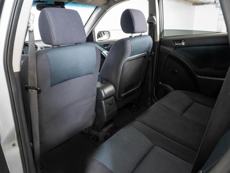 Toyota Matrix I (E130) Ставрополь  - изображение 13