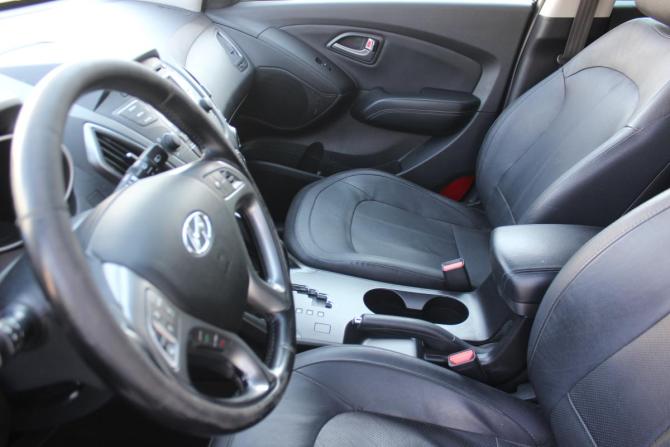 Hyundai ix35 I Рестайлинг с пробегом 2014 года, цена 1 237 000 рублей, 214116 км, внедорожник, Автокод Объявления