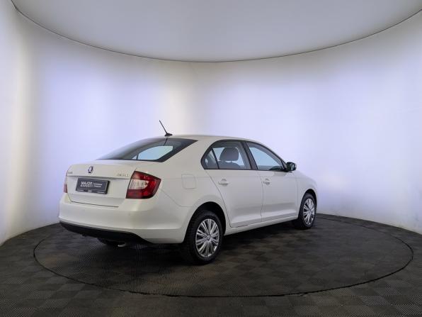 Skoda Rapid I Рестайлинг с пробегом 2019 года, цена 1 445 000 рублей, 50978 км, лифтбек, Автокод Объявления