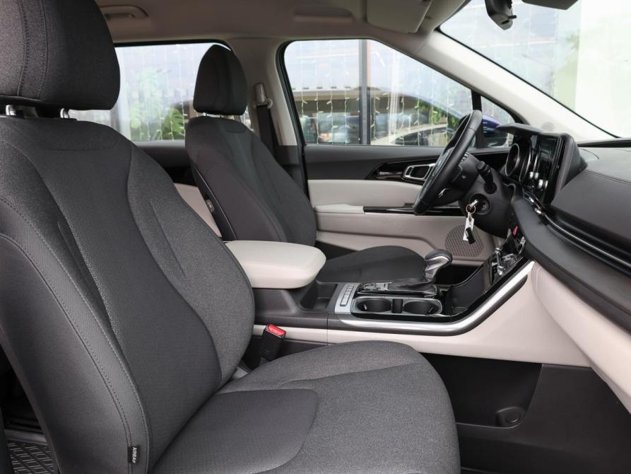 Kia Carnival IV Москва  - изображение 12