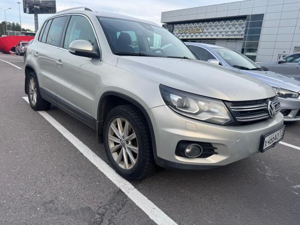 Volkswagen Tiguan I Рестайлинг с пробегом 2013 года, цена 1 355 000 рублей, 190582 км, внедорожник, Автокод Объявления