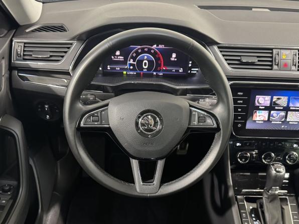 Skoda Superb III Рестайлинг с пробегом 2019 года, цена 3 499 800 рублей, 149718 км, универсал, Автокод Объявления