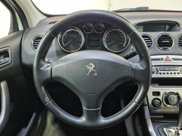 Peugeot 308 I Рестайлинг с пробегом 2012 года, цена 535 000 рублей, 150000 км, хэтчбек, Автокод Объявления