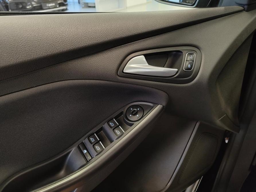 Ford Focus III Рестайлинг Санкт-Петербург  - изображение 6