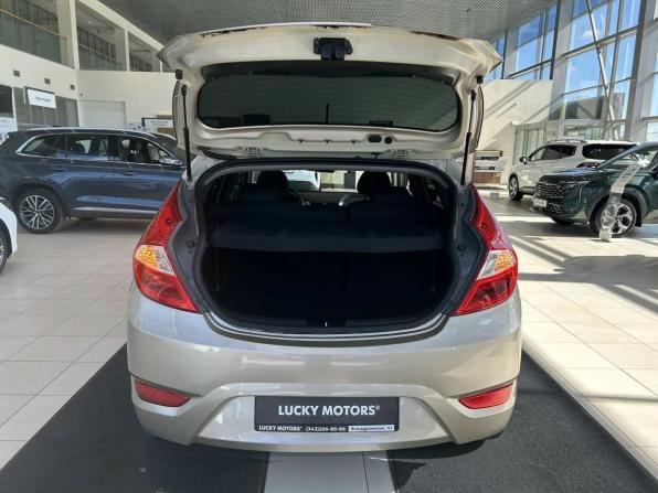 Hyundai Solaris I с пробегом 2011 года, цена 795 000 рублей, 127371 км, хэтчбек, Автокод Объявления