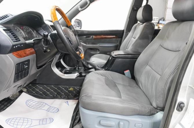 Toyota Land Cruiser Prado 120 Series Рестайлинг с пробегом 2007 года, цена 1 849 000 рублей, 256554 км, внедорожник, Автокод Объявления