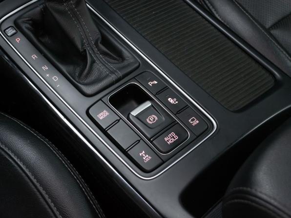 Kia Sorento III Prime с пробегом 2017 года, цена 2 499 000 рублей, 115145 км, внедорожник, Автокод Объявления