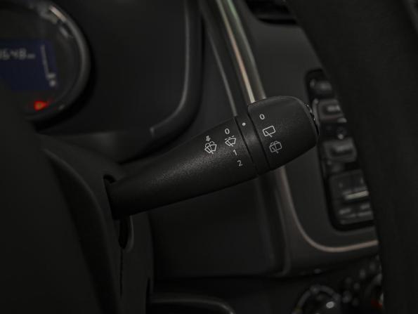 Renault Sandero II Рестайлинг с пробегом 2018 года, цена 854 000 рублей, 169648 км, хэтчбек, Автокод Объявления