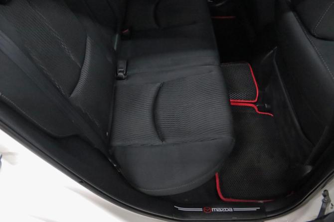 Mazda 6 II (GH) Рестайлинг с пробегом 2011 года, цена 765 650 рублей, 319678 км, лифтбек, Автокод Объявления