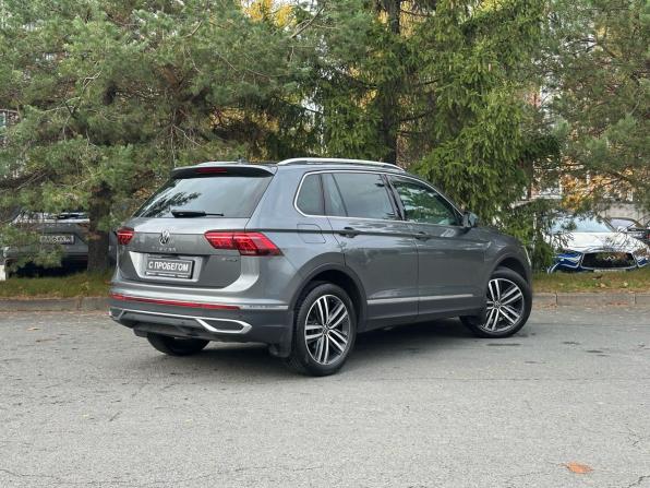 Volkswagen Tiguan II Рестайлинг с пробегом 2022 года, цена 3 099 000 рублей, 67948 км, внедорожник, Автокод Объявления