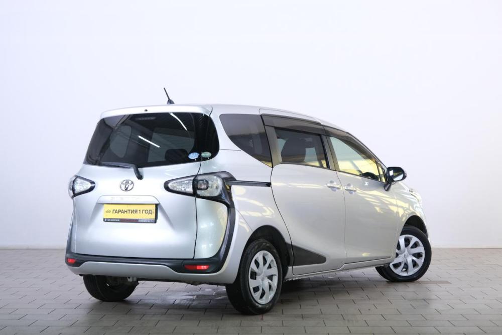 Toyota Sienta II Омск  - изображение 7