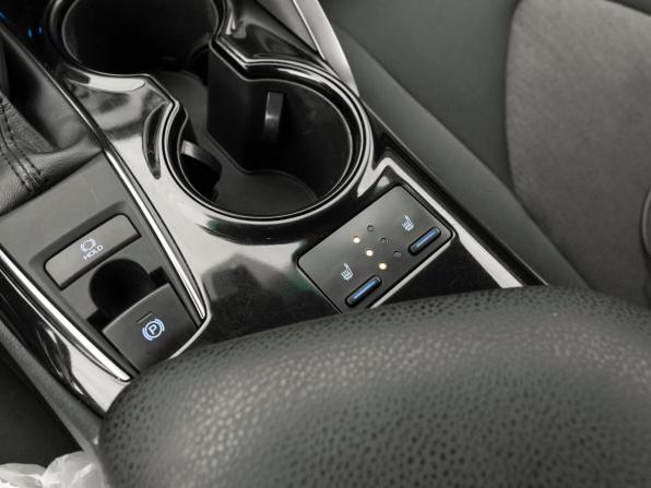 Toyota Camry VIII (XV70) с пробегом 2021 года, цена 2 060 000 рублей, 285184 км, седан, Автокод Объявления