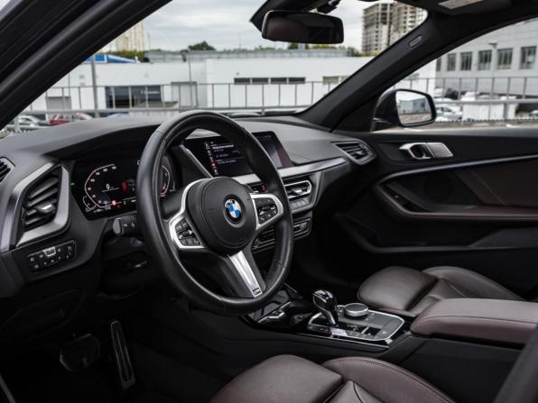 BMW 1 серии III (F40) с пробегом 2020 года, цена 3 419 000 рублей, 42628 км, хэтчбек, Автокод Объявления