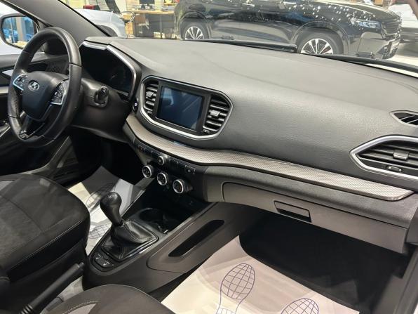 Lada (ВАЗ) Vesta I Рестайлинг (NG) с пробегом 2023 года, цена 1 095 000 рублей, 46743 км, седан, Автокод Объявления
