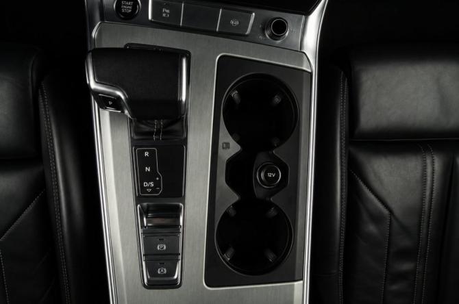 Audi A6 V (C8) с пробегом 2021 года, цена 3 609 000 рублей, 130000 км, седан, Автокод Объявления