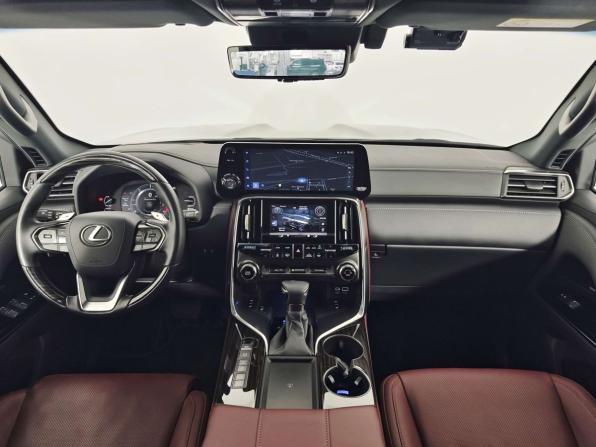 Lexus LX IV с пробегом 2025 года, цена 15 400 000 рублей, 8394 км, внедорожник, Автокод Объявления