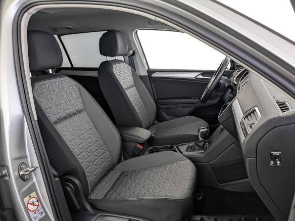 Volkswagen Tiguan II Рестайлинг с пробегом 2021 года, цена 2 800 000 рублей, 49413 км, внедорожник, Автокод Объявления