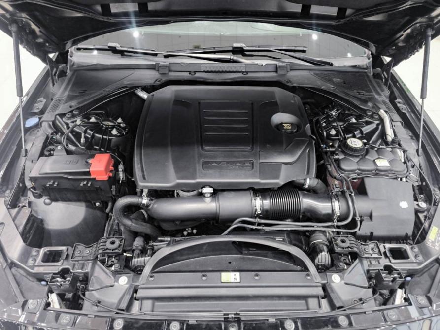 Jaguar XE I Казань  - изображение 11