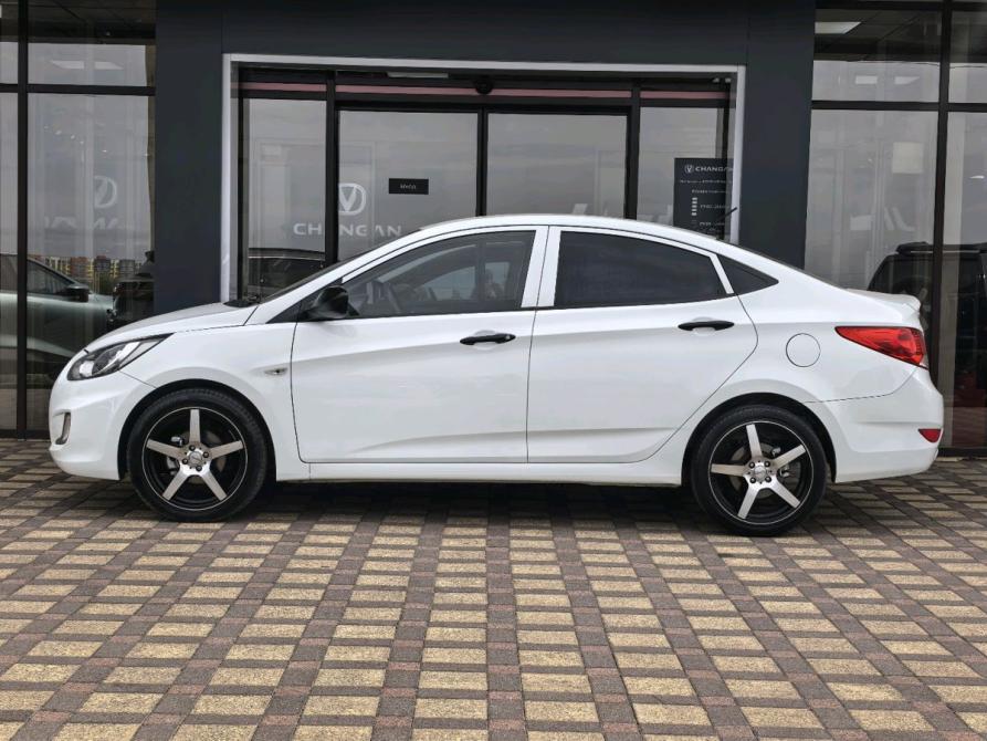 Hyundai Solaris I Краснодар  - изображение 8