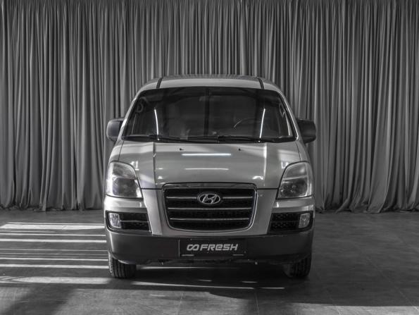 Hyundai Starex I Рестайлинг 2 с пробегом 2007 года, цена 619 000 рублей, 247200 км, минивэн, Автокод Объявления