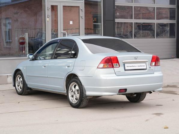Honda Civic VII Рестайлинг с пробегом 2004 года, цена 550 000 рублей, 275876 км, седан, Автокод Объявления