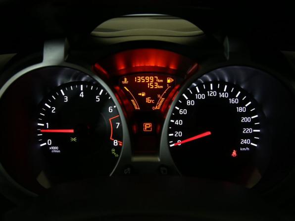 Nissan Juke I Рестайлинг с пробегом 2017 года, цена 1 245 000 рублей, 135990 км, внедорожник, Автокод Объявления
