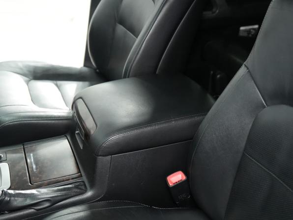 Toyota Land Cruiser 200 Series Рестайлинг 1 с пробегом 2012 года, цена 4 250 000 рублей, 198456 км, внедорожник, Автокод Объявления