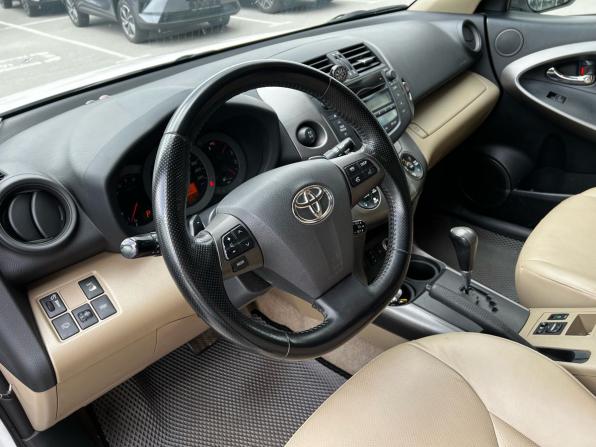 Toyota RAV4 III (XA30) Рестайлинг с пробегом 2011 года, цена 1 395 000 рублей, 210618 км, внедорожник, Автокод Объявления