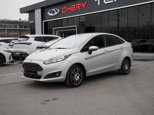 Ford Fiesta Mk6 Рестайлинг с пробегом 2016 года, цена 1 180 000 рублей, 85179 км, седан, Автокод Объявления