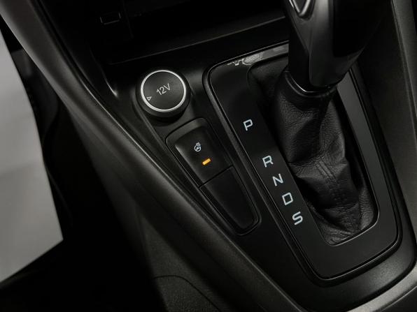 Ford Focus III Рестайлинг с пробегом 2018 года, цена 995 000 рублей, 67602 км, хэтчбек, Автокод Объявления