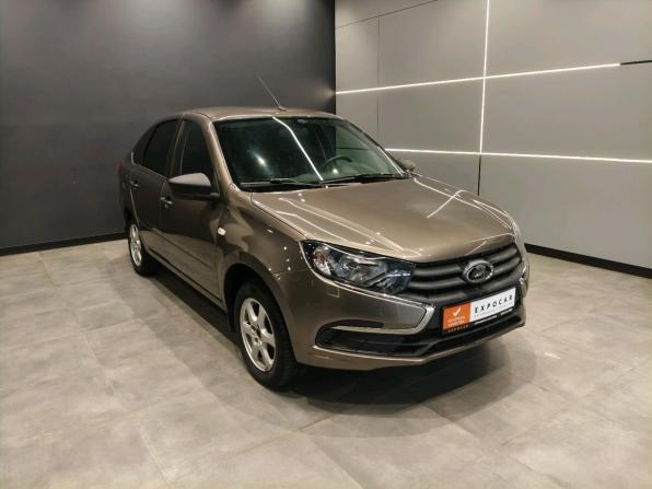 Lada (ВАЗ) Granta I Рестайлинг с пробегом 2019 года, цена 729 000 рублей, 17200 км, хэтчбек, Автокод Объявления