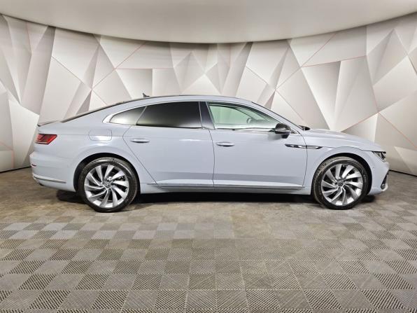 Volkswagen Passat CC II Рестайлинг с пробегом 2022 года, цена 4 300 000 рублей, 49423 км, лифтбек, Автокод Объявления