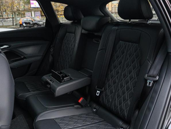 Audi Q5 III (GU) с пробегом 2026 года, цена 6 290 000 рублей, 2542 км, внедорожник, Автокод Объявления