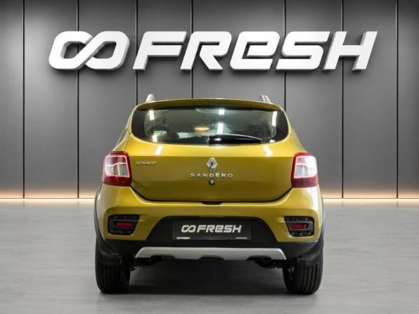 Renault Sandero II с пробегом 2016 года, цена 1 210 000 рублей, 42457 км, хэтчбек, Автокод Объявления