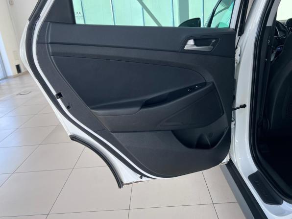 Hyundai Tucson III Рестайлинг с пробегом 2018 года, цена 2 380 000 рублей, 122643 км, внедорожник, Автокод Объявления