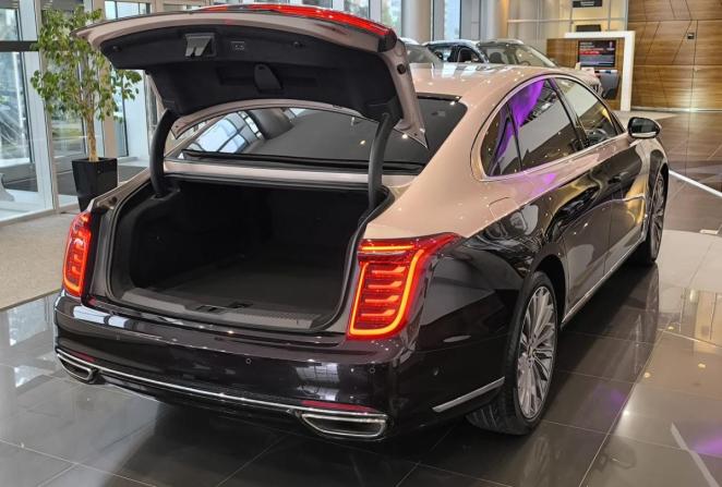 Новый Hongqi H9 I 2024 года, цена 5 880 000 рублей, седан, Автокод Объявления