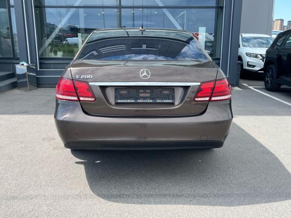 Mercedes-Benz E-Класс IV (W212 S212 C207) Рестайлинг с пробегом 2014 года, цена 1 495 000 рублей, 209000 км, седан, Автокод Объявления