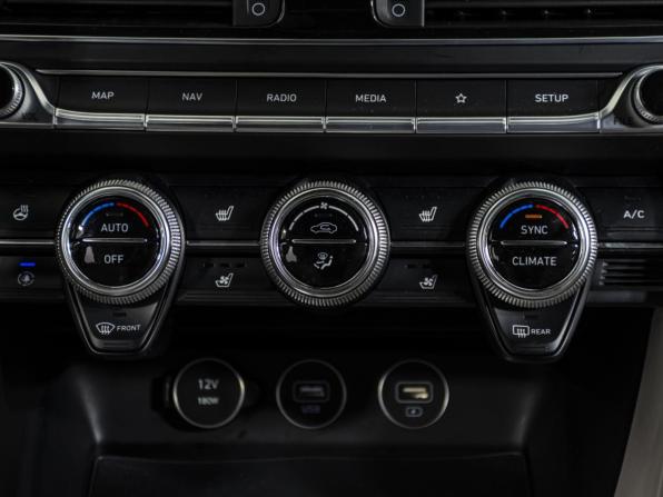 Genesis G70 I Рестайлинг с пробегом 2020 года, цена 3 488 000 рублей, 75500 км, седан, Автокод Объявления