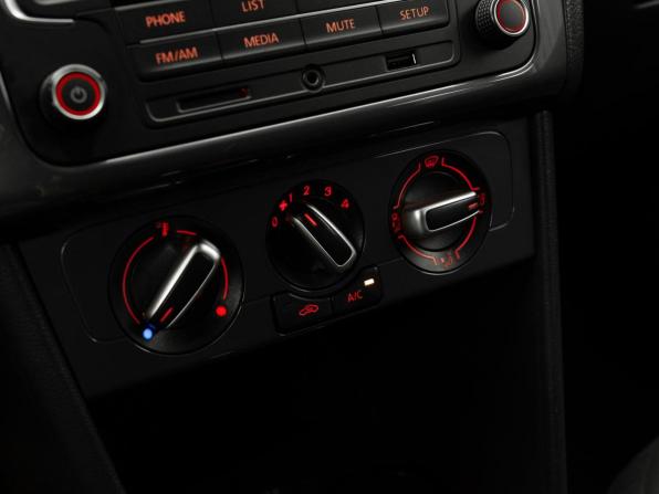 Volkswagen Polo V Рестайлинг с пробегом 2020 года, цена 1 180 000 рублей, 151348 км, седан, Автокод Объявления
