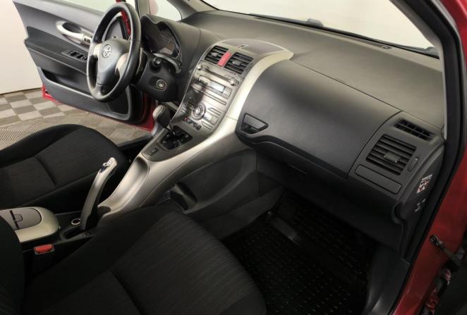 Toyota Auris I с пробегом 2008 года, цена 650 000 рублей, 145380 км, хэтчбек, Автокод Объявления