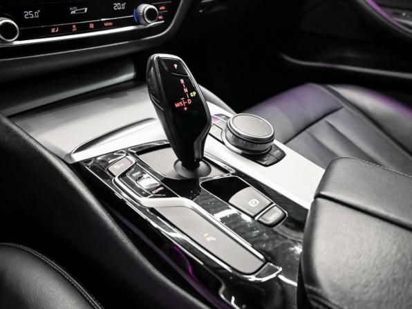 BMW 5 серии VII (G30/G31/G38) с пробегом 2018 года, цена 3 490 000 рублей, 164747 км, седан, Автокод Объявления