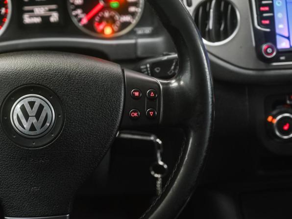 Volkswagen Tiguan I с пробегом 2010 года, цена 999 000 рублей, 263761 км, внедорожник, Автокод Объявления