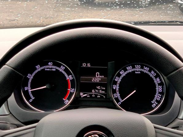 Skoda Rapid I Рестайлинг с пробегом 2019 года, цена 1 235 200 рублей, 167409 км, лифтбек, Автокод Объявления