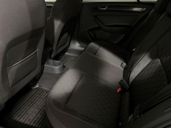 Skoda Rapid II с пробегом 2022 года, цена 1 849 800 рублей, 73000 км, лифтбек, Автокод Объявления