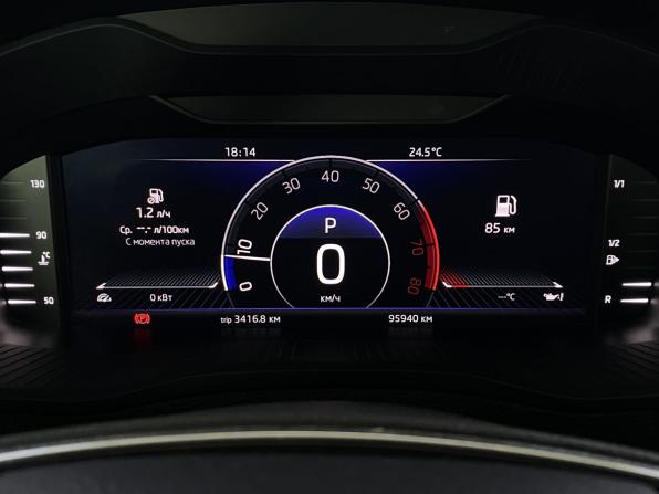 Skoda Karoq I с пробегом 2021 года, цена 2 640 000 рублей, 95922 км, внедорожник, Автокод Объявления